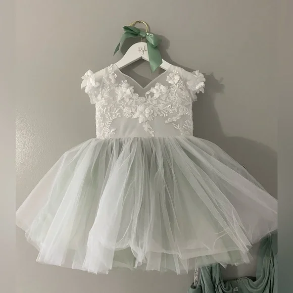 Dresses | Flower Girl Dress 3t Sage Green | Poshmark Dresses | Flower Girl Dress 3t Sage Green | Poshmark